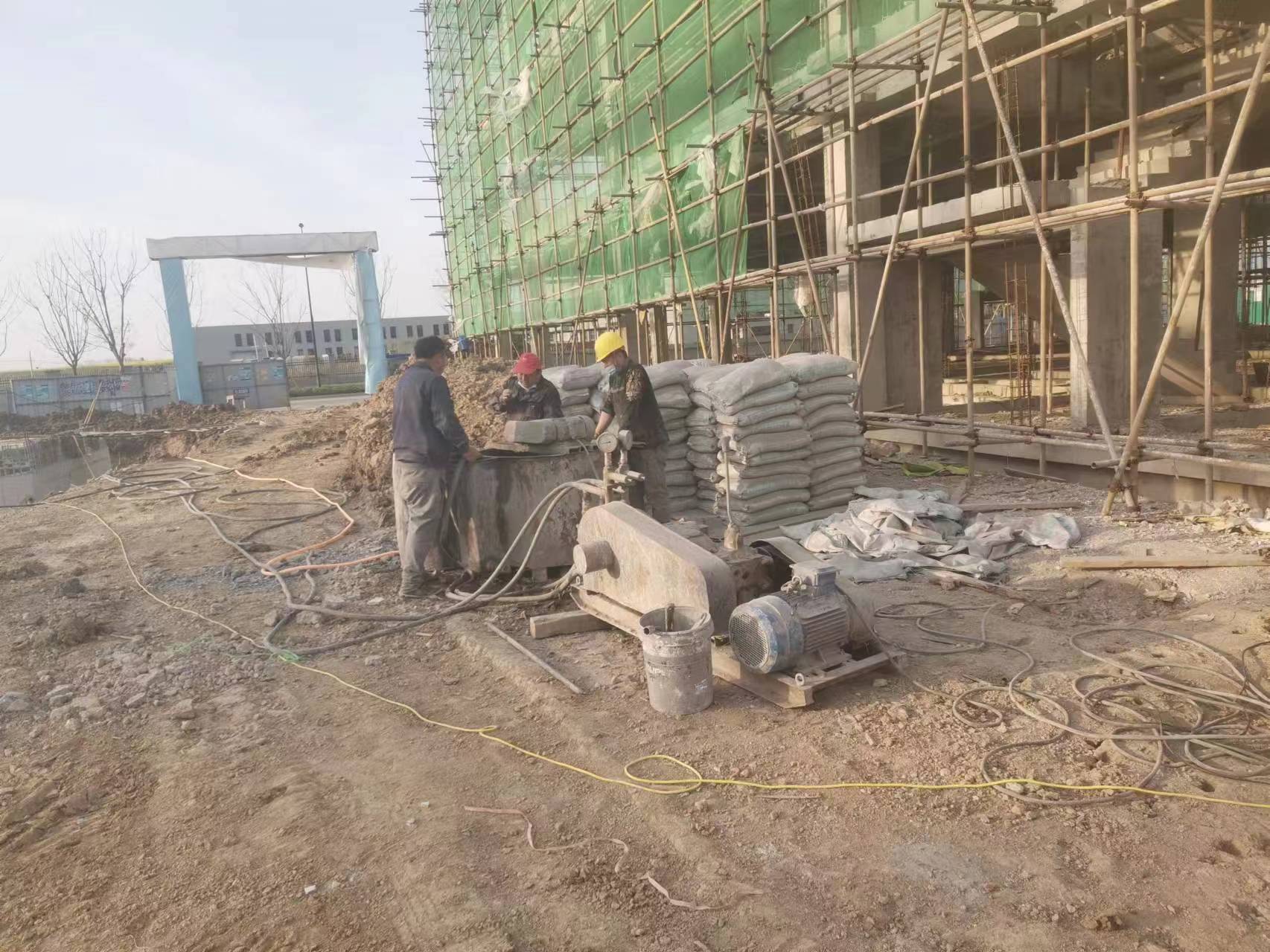 拉萨别墅下沉注浆