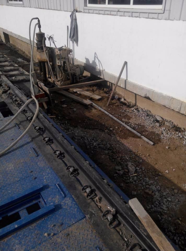 拉萨注浆治理铁路高路基沉陷病害